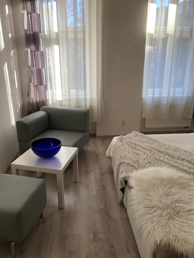Apartmany Galeta Karlsbad Buitenkant foto
