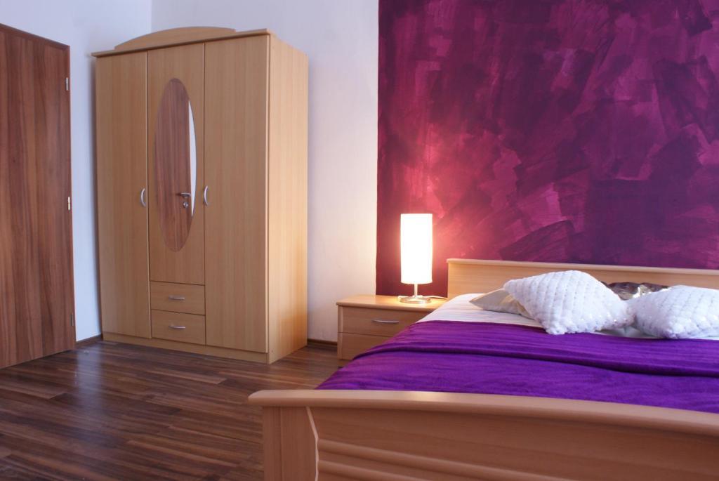 Apartmany Galeta Karlsbad Kamer foto