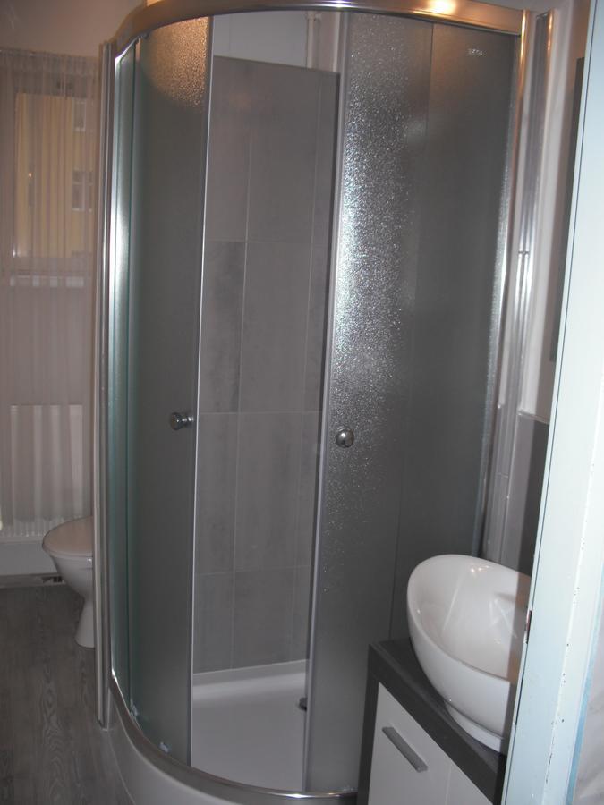 Apartmany Galeta Karlsbad Buitenkant foto