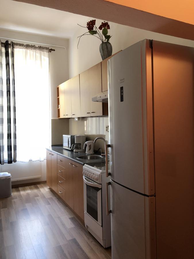Apartmany Galeta Karlsbad Buitenkant foto